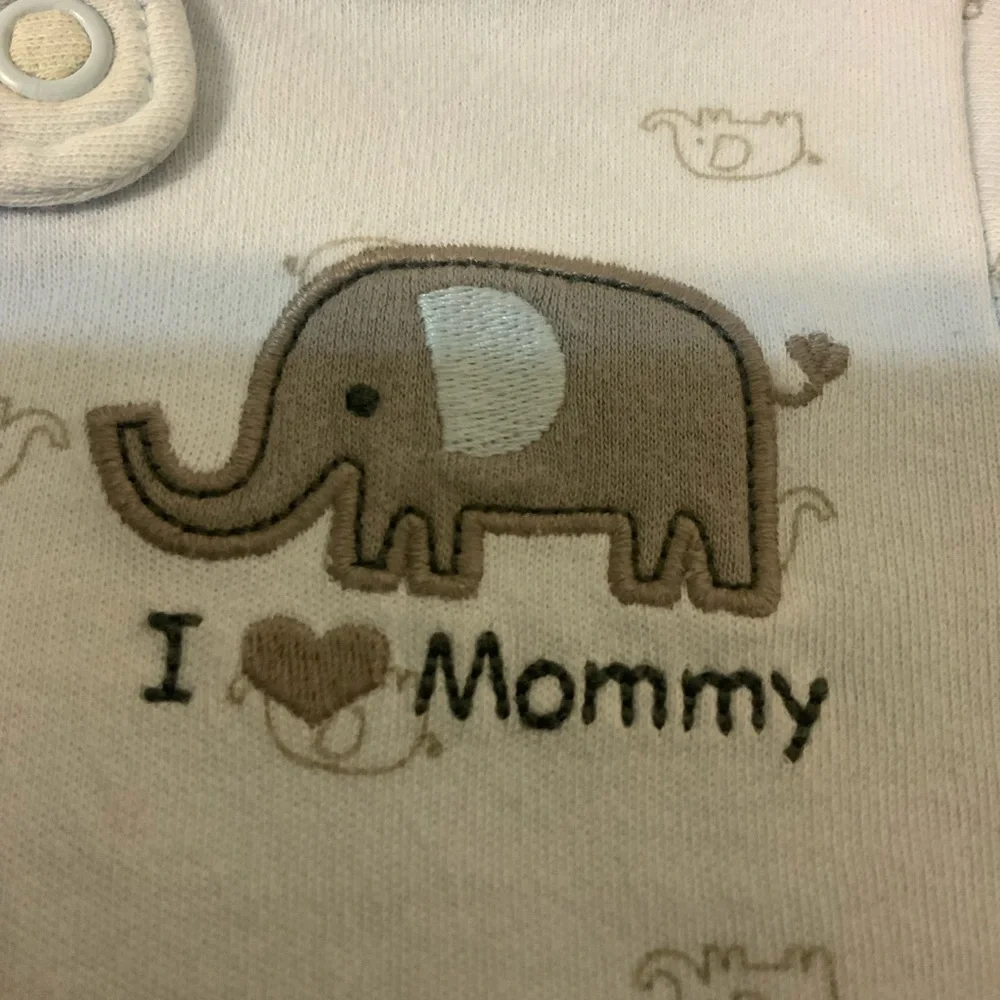 EUC Carter’s Baby I ❤️my Mommy & Elephant Embroidered Footed Blue/Gray 3M
